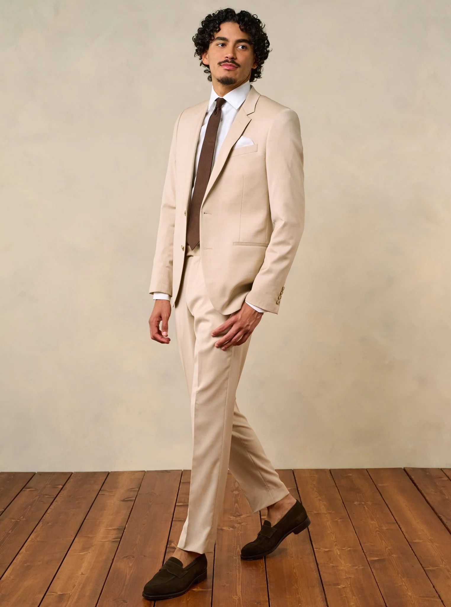 Essential Beige Suit Jacket - Image 3