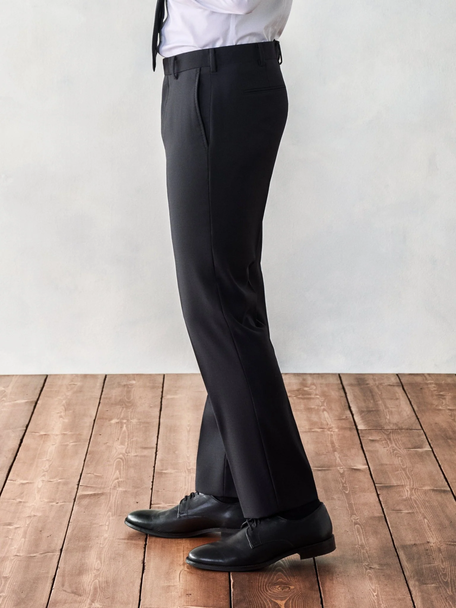 Black Suit - Image 7