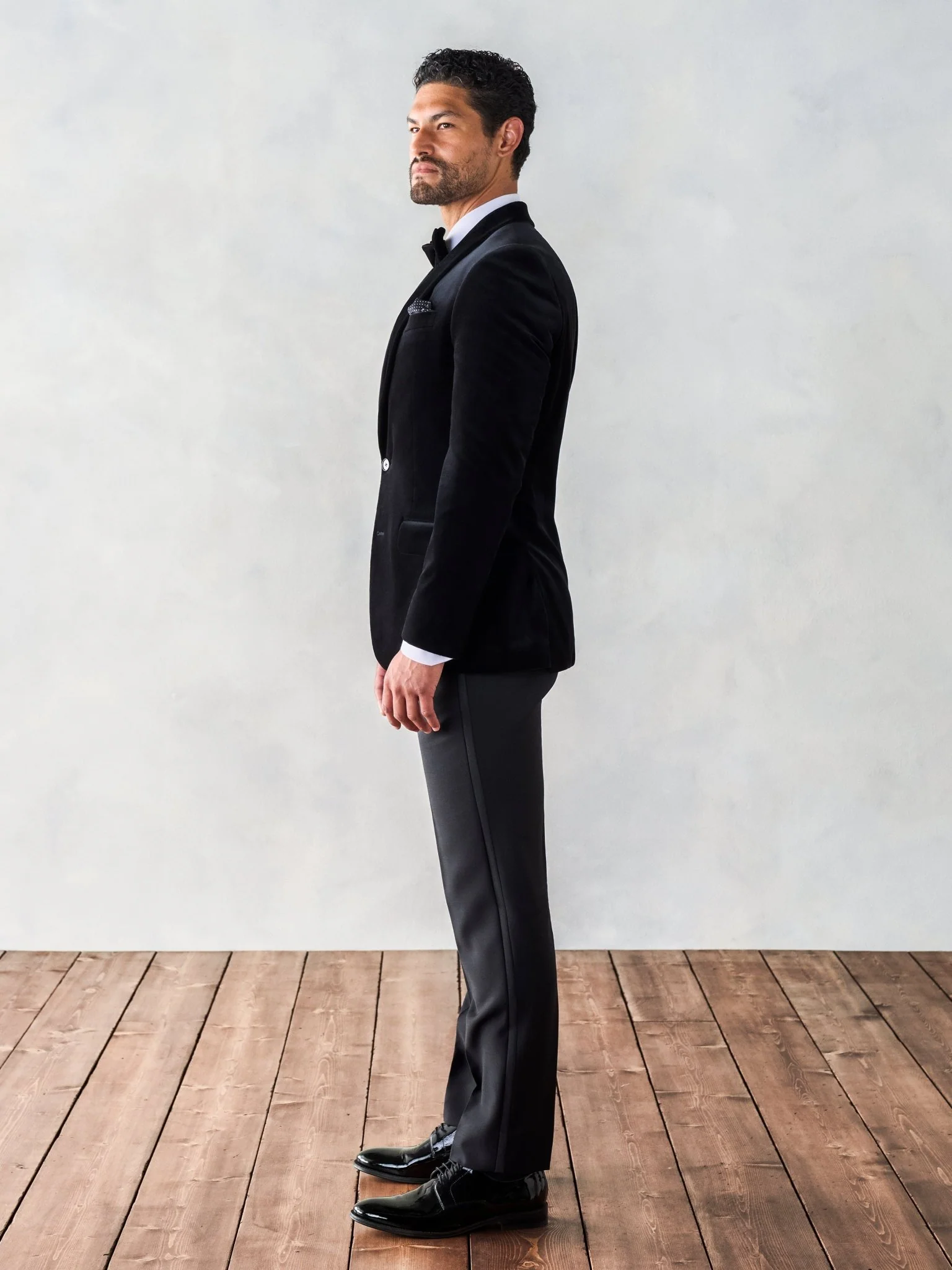 Black Velvet Jacket Tuxedo - Image 4