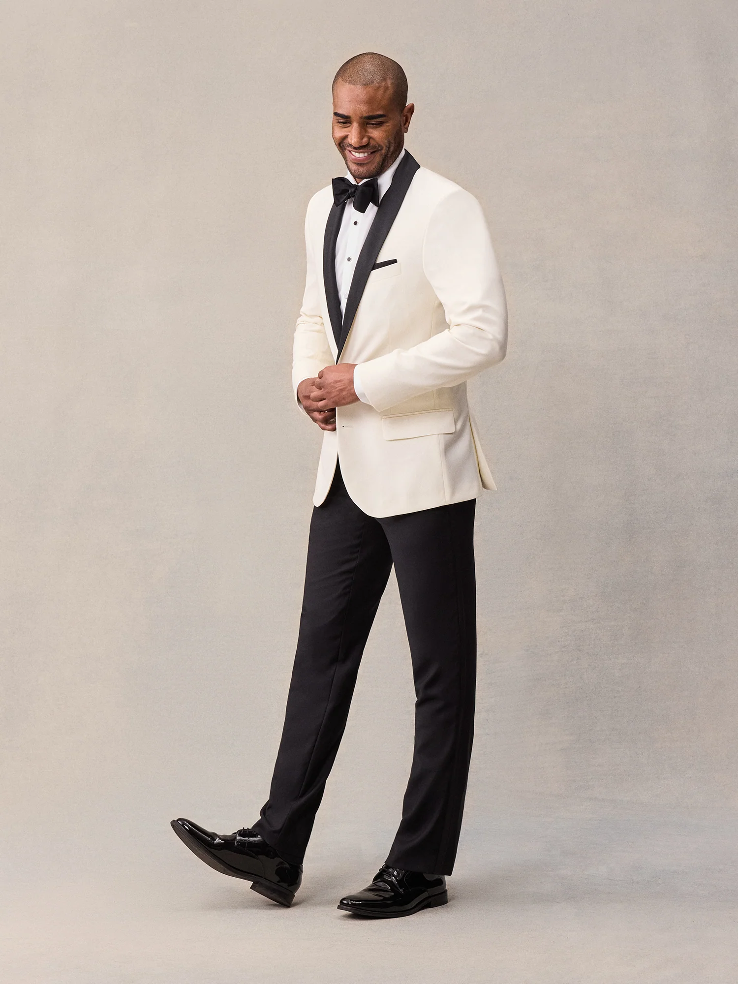 Contrast Shawl Tuxedo Jacket - Image 3