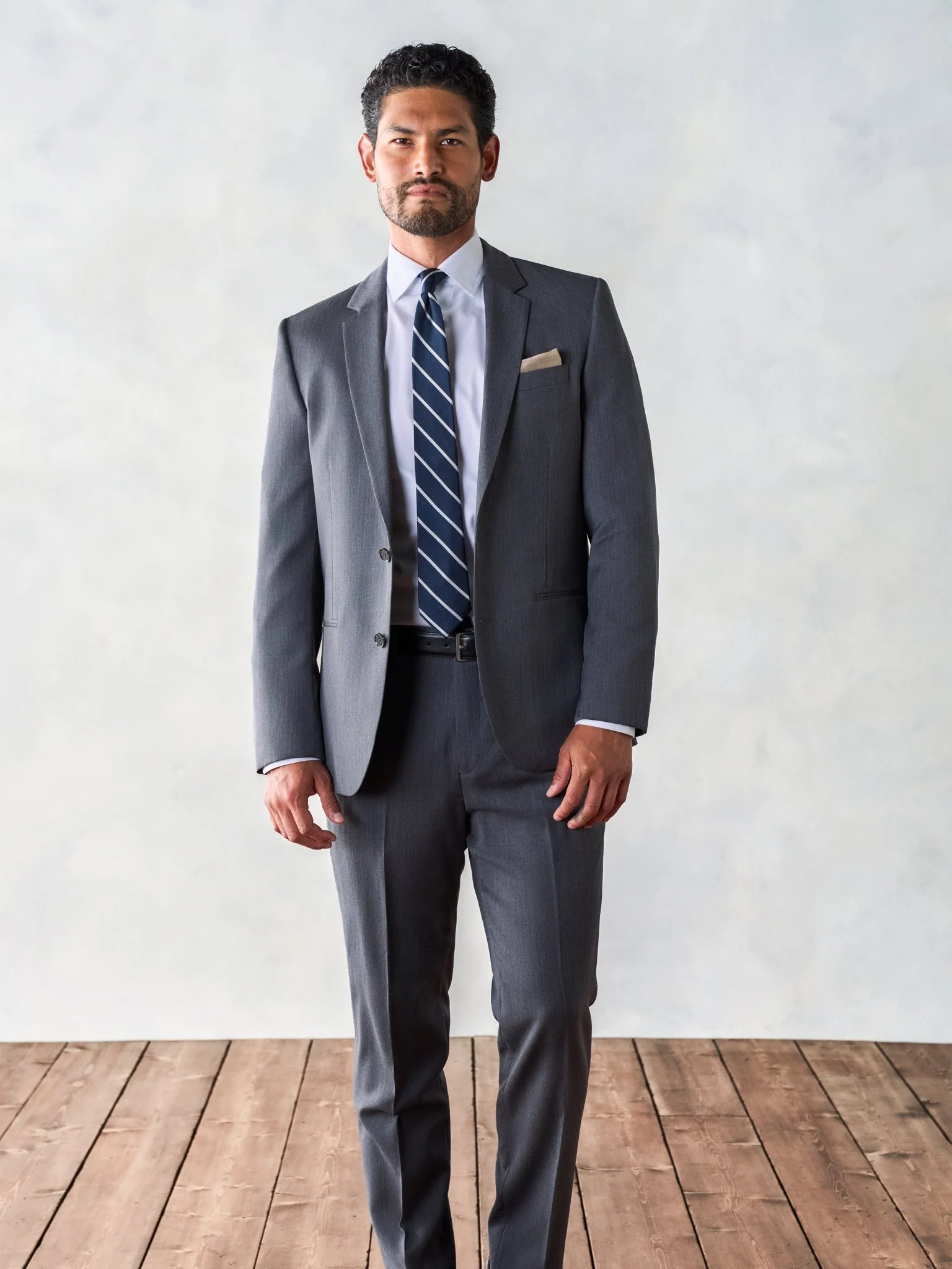 Grey Suit Outfit - Image 3