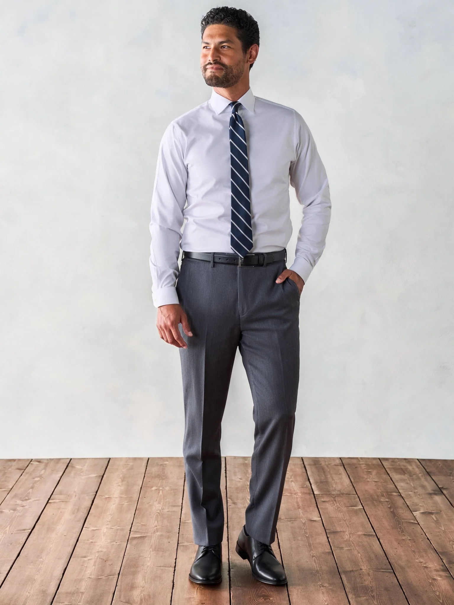 Grey Suit - Image 5