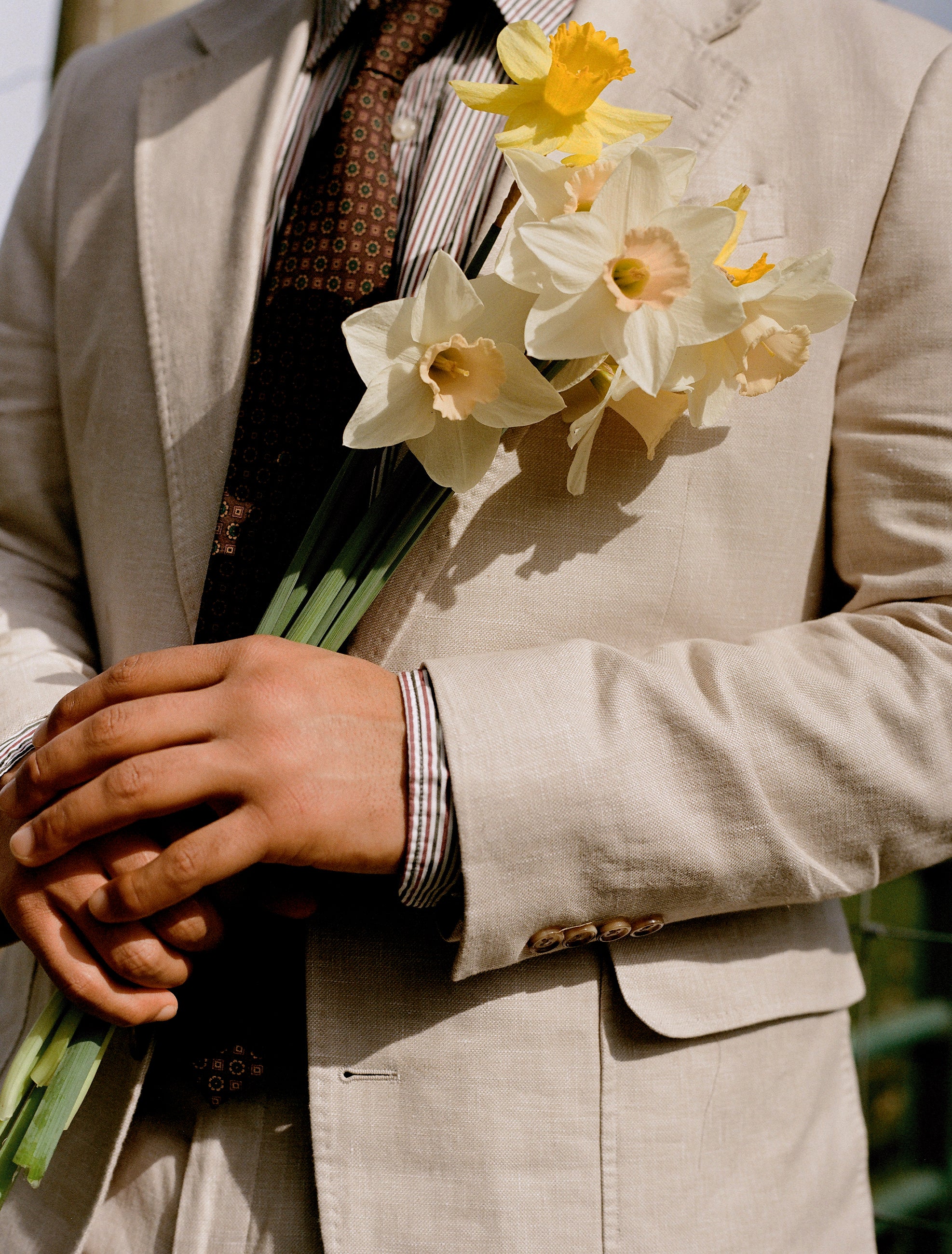 Mojave Tan Linen Suit - Image 7