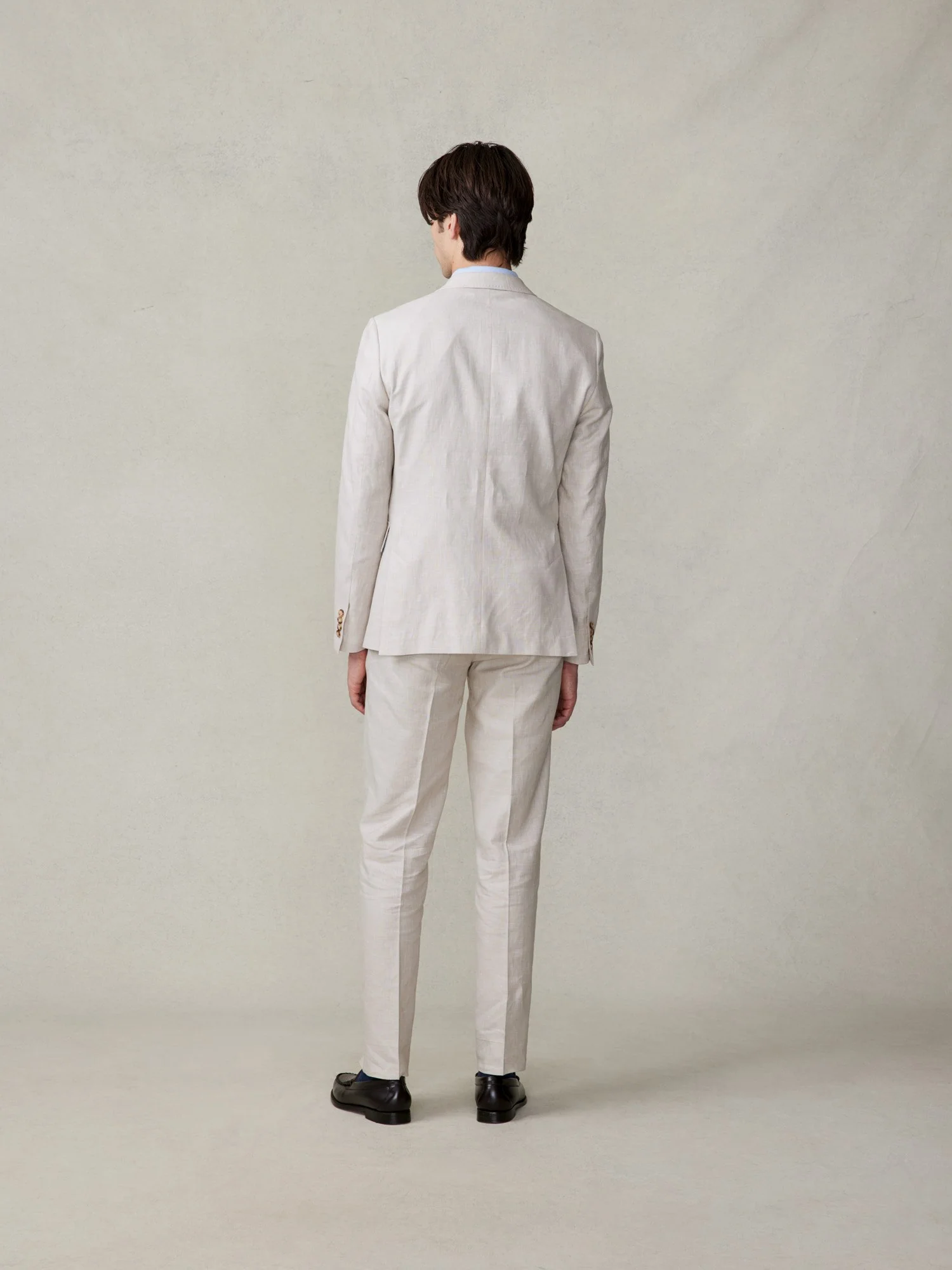 Mojave Tan Linen Suit Outfit - Image 4