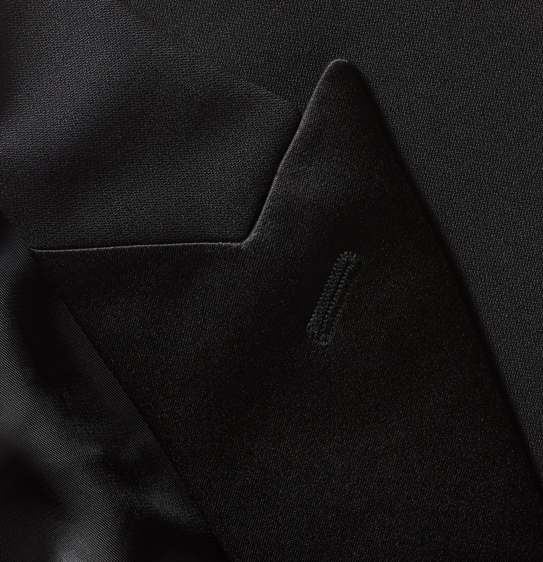Peak Lapel Tuxedo - Image 10