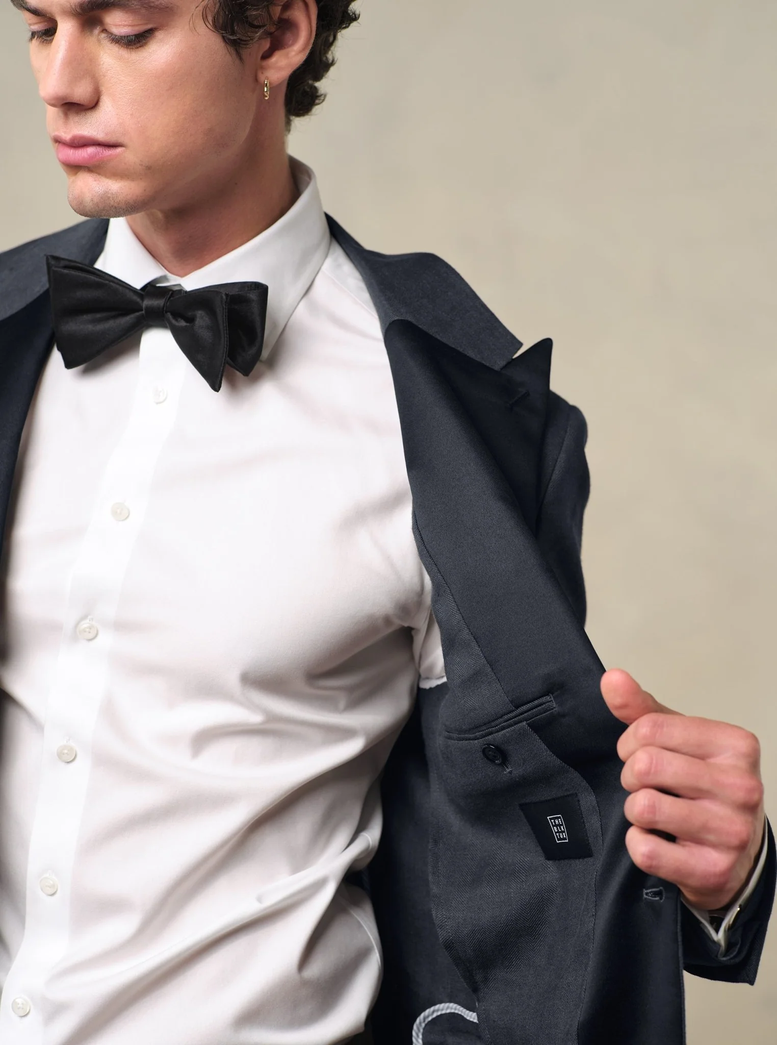 Shadow Black Linen Tuxedo - Image 7