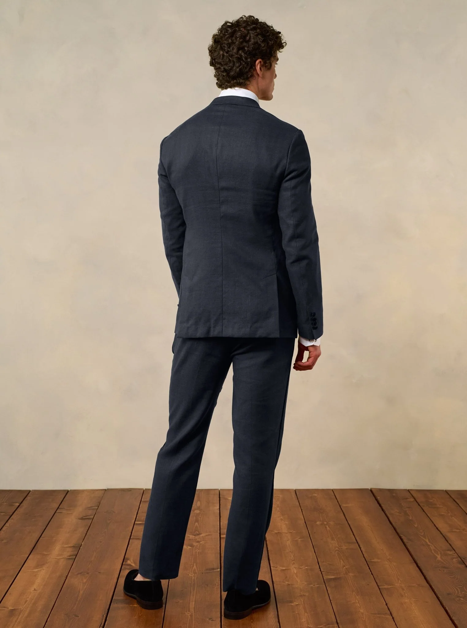 Shadow Black Linen Tuxedo - Image 4