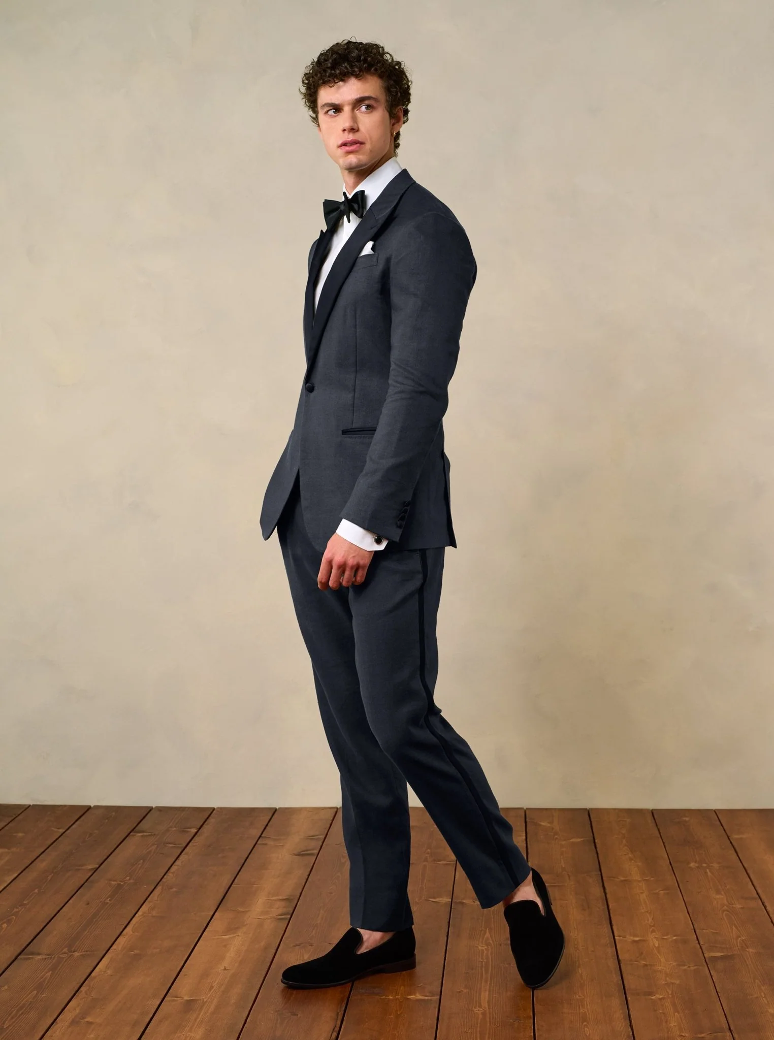 Shadow Black Linen Tuxedo - Image 5