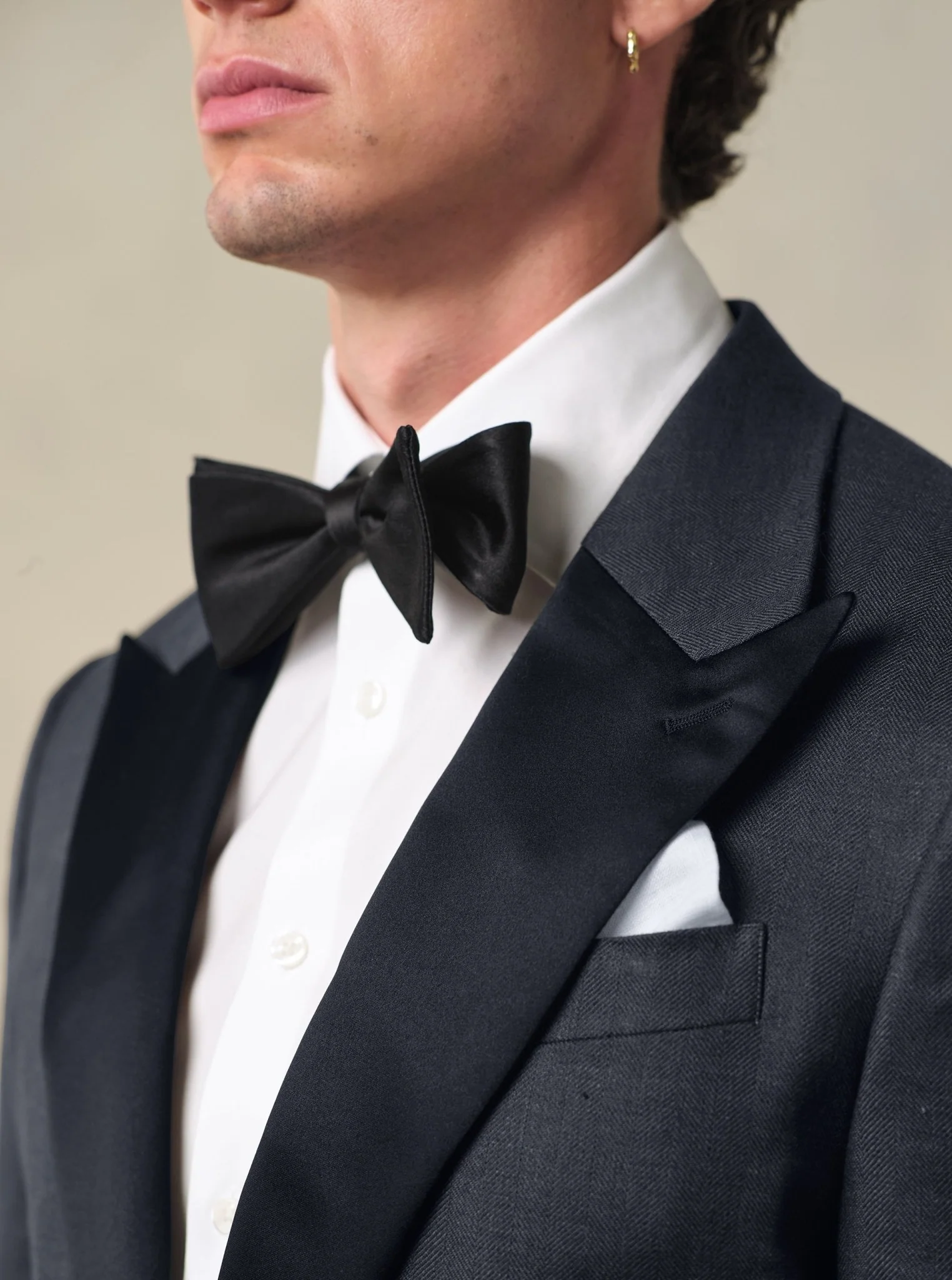 Shadow Black Linen Tuxedo - Image 6